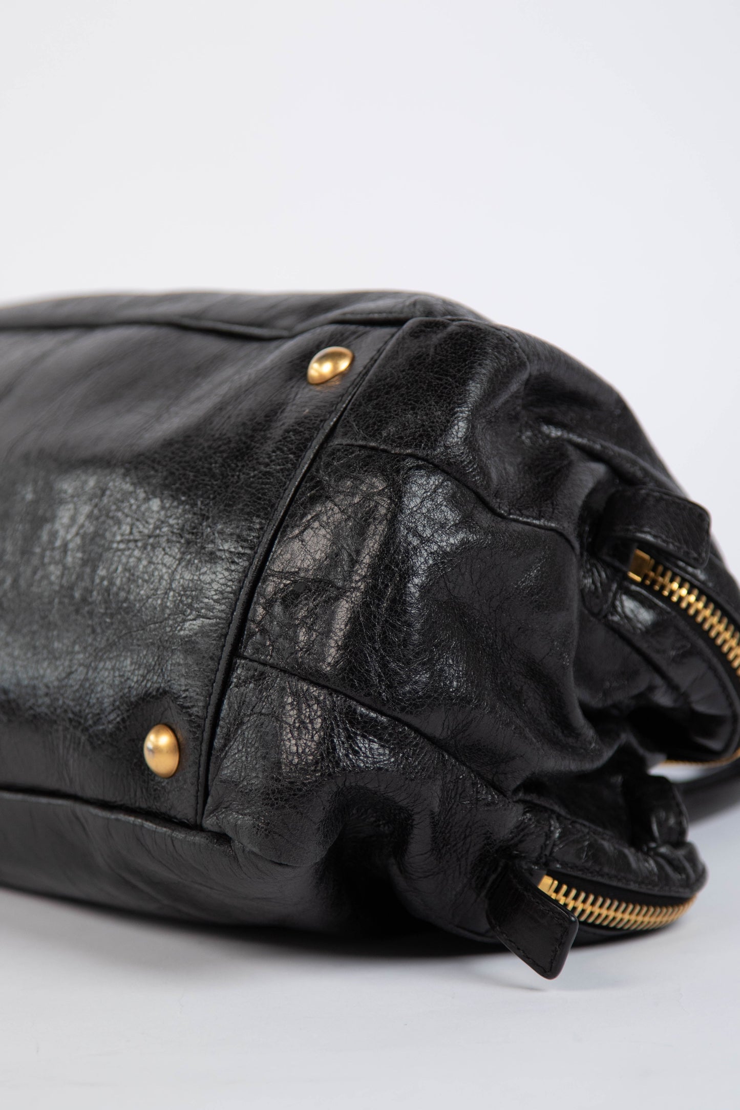 🔥 Pre-owned 2000s Miu Miu Black Leather Shoulder Bag 🔥